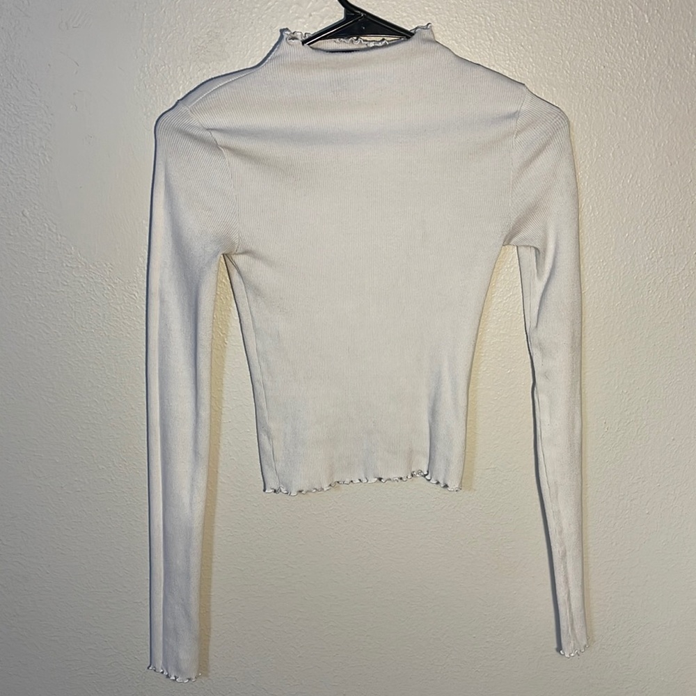 Long sleeve basic crop top